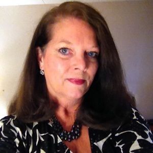 Meet your Posher, Carol